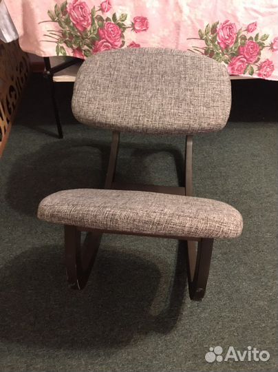 Динамический коленный стул