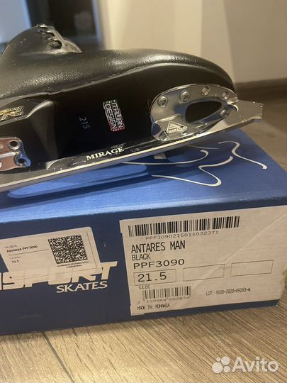 Фигурнве коньки Risport Antares 215