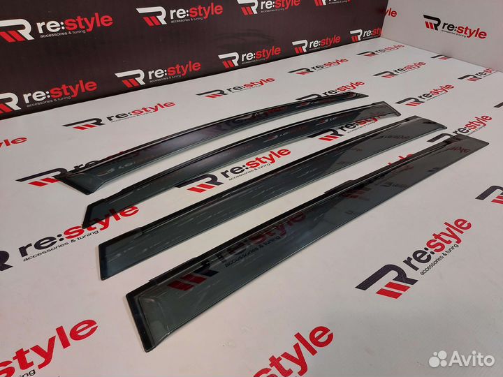 Ветровики Toyota Wish 10 03-08г Kanglong