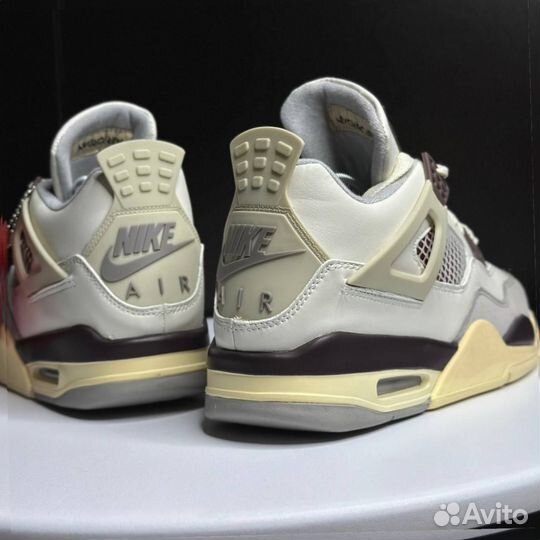 Кроссовки Nike Air Jordan 4 white