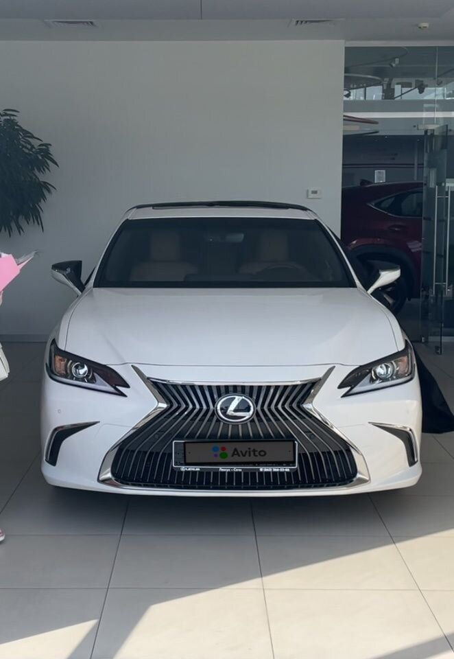Lexus ES: фото владельца