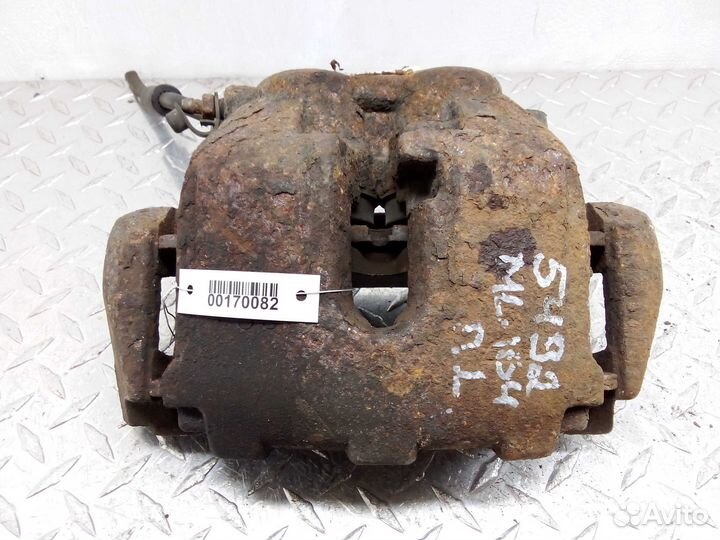 Суппорт передний левый Mercedes M-klasse W164