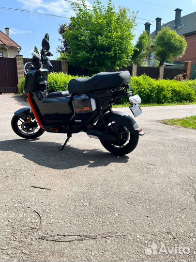 Электроскутер NIU UQI+Sport