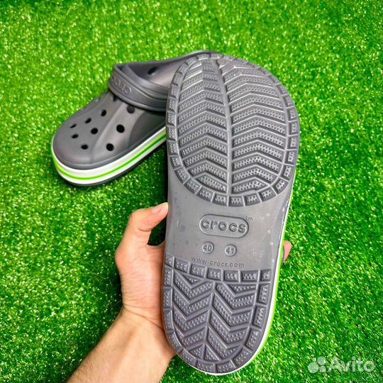 Crocs сланцы