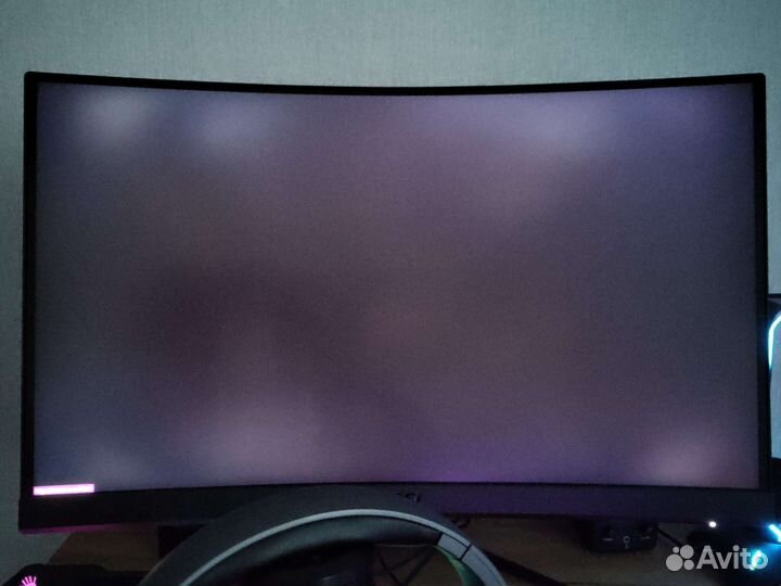 Монитор MSI MAG artymis 242C черный
