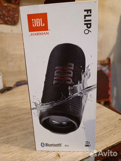 Портативная колонка JBL