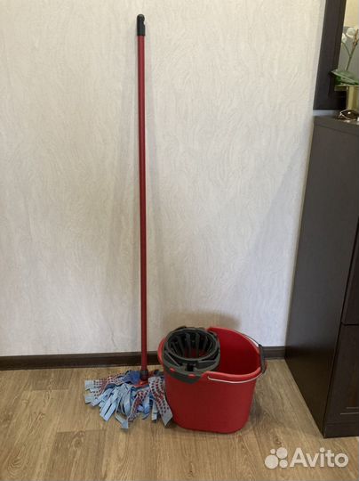 Швабра и ведро с отжимом vileda