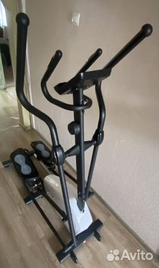 Эллиптический тренажер