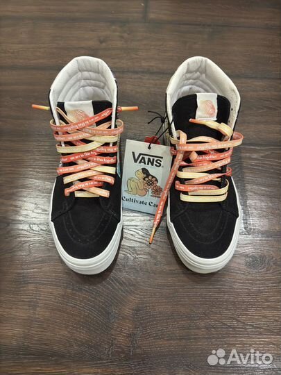 Кроссовки кеды