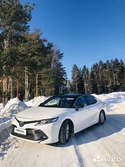 Toyota Camry 2.5 AT, 2019, 130 000 км