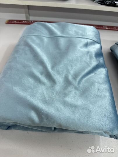 Шторы с браком. 2 шт по 1,5м. Высота 2,60