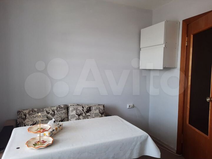 2-к. квартира, 54 м², 1/10 эт.