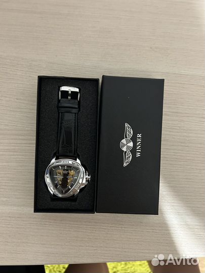 Часы winner