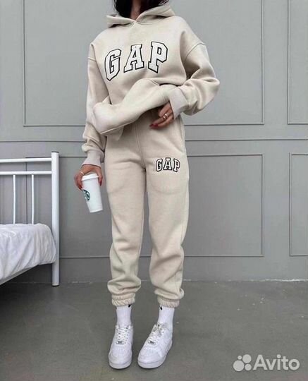 Спортивный костюм женский GAP