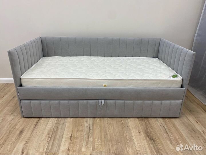 Детский диван с матрасом