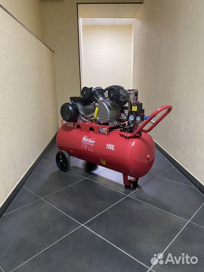 Компрессор ременной Moller AC500/100