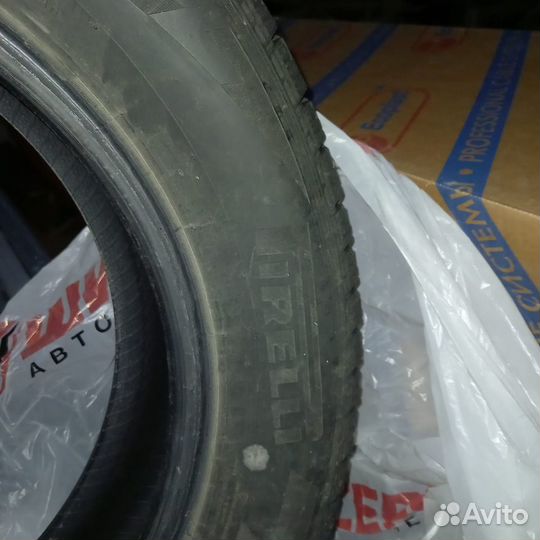 Pirelli P Zero 225/60 R18 100H