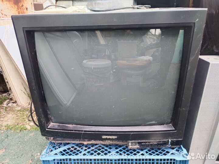 Телевизор