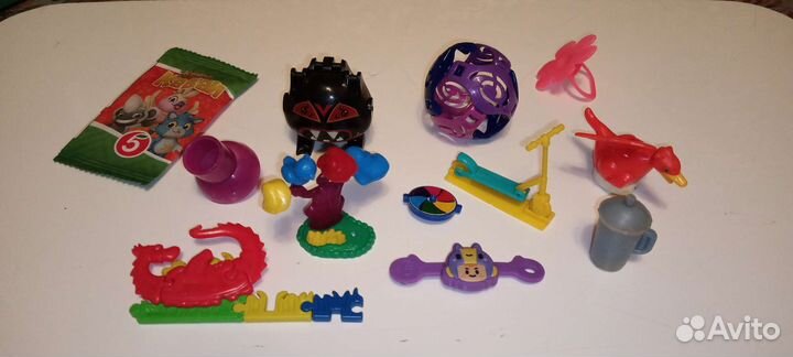 Игрушки из киндер - сюрпризов