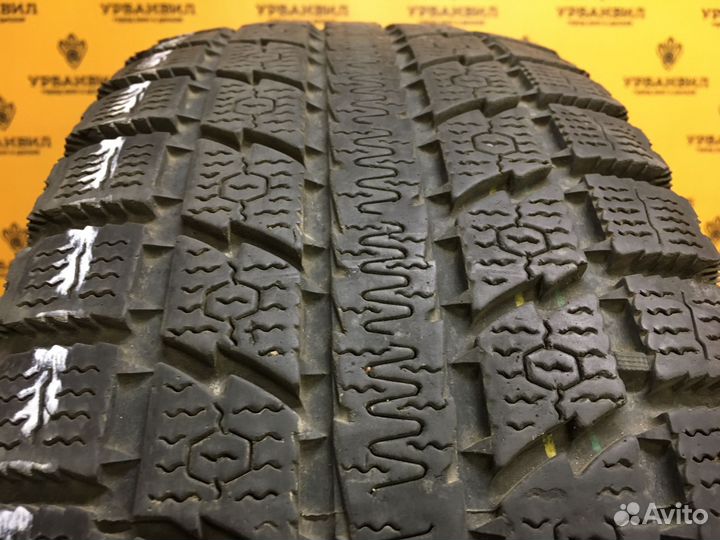 Toyo Observe GSi-5 225/70 R16