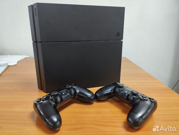 Игровая приставка ps4 500GB HEN 9.0 CUH-1208A