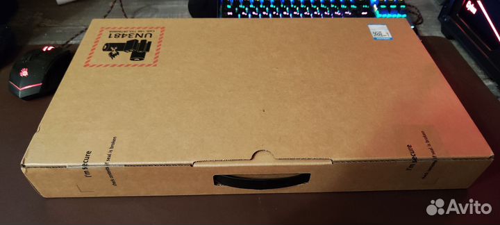 Ноутбук huawei matebook b3-520