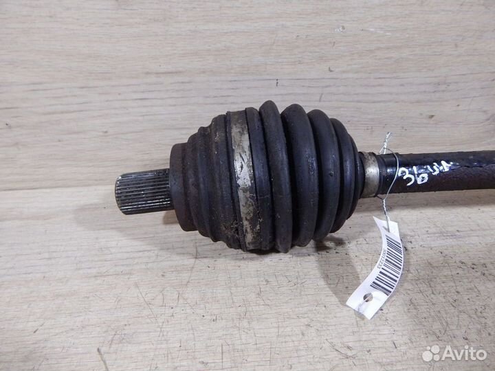 Привод передний левый Vw Touran / Vw Golf 5