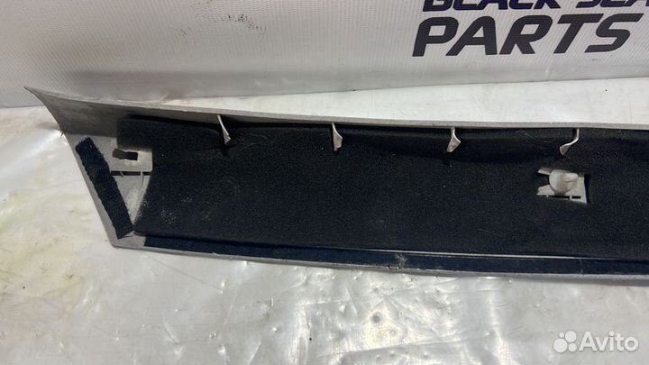 Накладка стойки Ford Mondeo 3