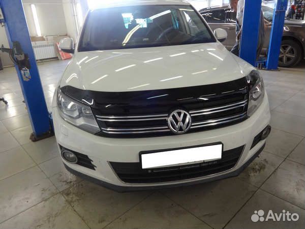 Дефлектор капота Volkswagen Tiguan 2007-2016