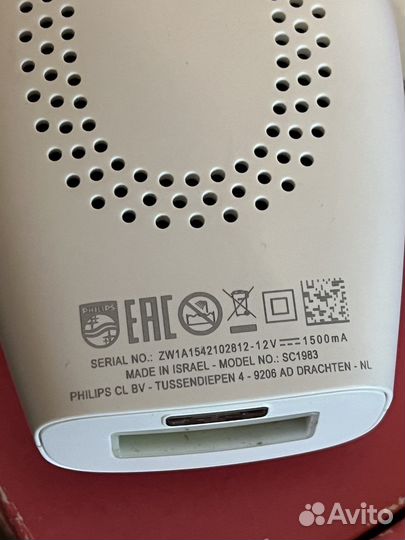 Фотоэпилятор Philips Lumea Essential