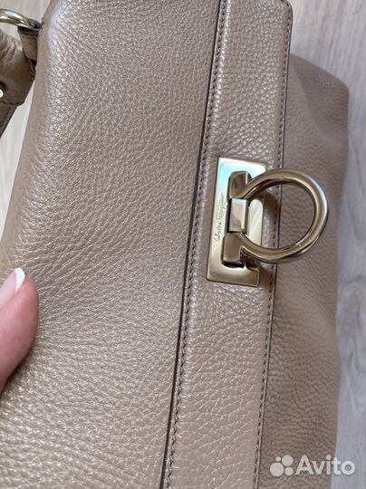 Сумка salvatote ferragamo оригинал