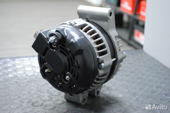 Генератор Honda Accord, CR-V, Element 2.4