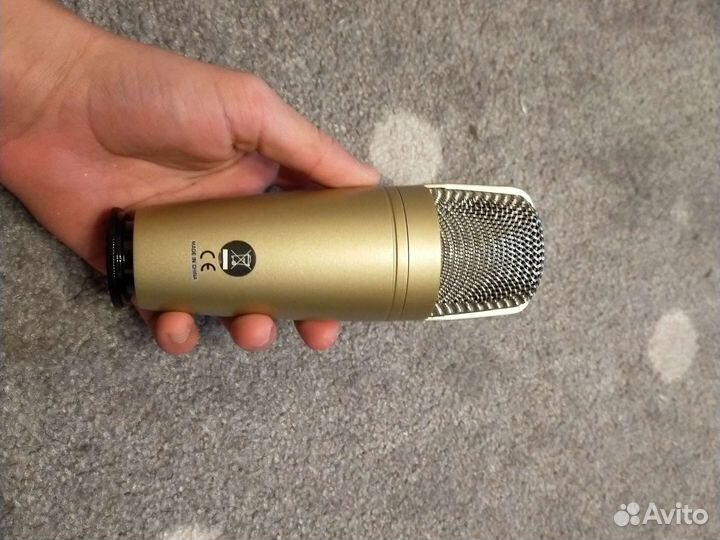 Микрофон behringer c1