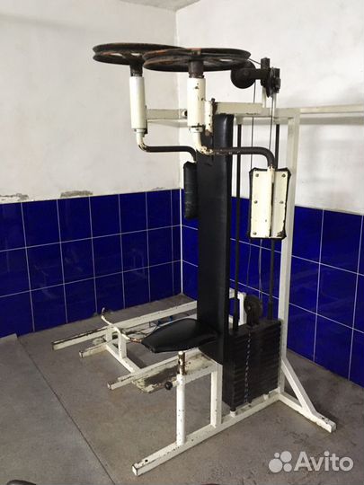 Продаётся тренажёр для грудных мышц