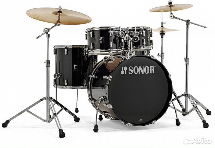 Барабанная установка черная, Sonor