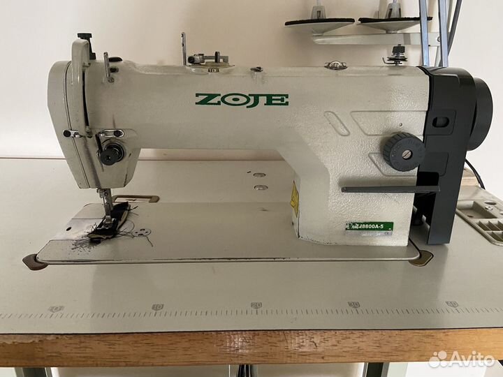 Швейная машина zoje