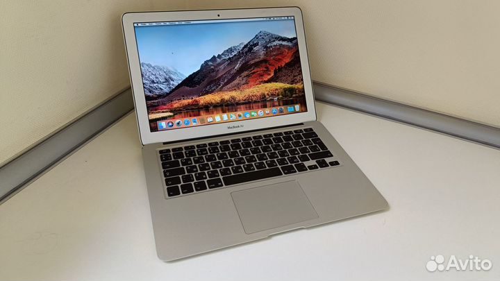 Macbook air 13 2011 i7 / 4GB / 512 SSD