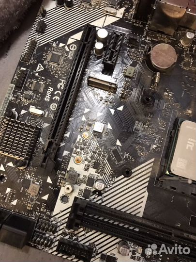 Материнская плата с процессором