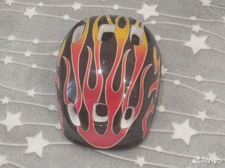 Шлем велосипедный детский в отличном состоянии