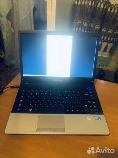 Samsung NP300e4a intel Core
