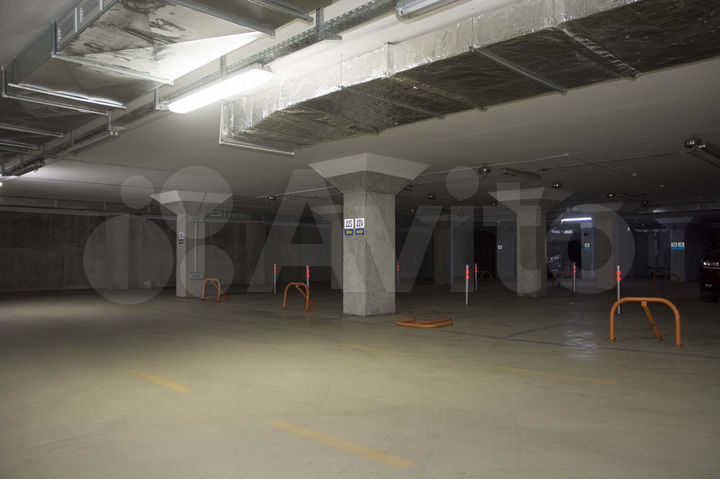 Машиноместо, 17 м²