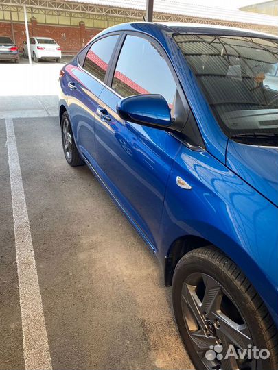 Hyundai Solaris 1.6 AT, 2020, 5 300 км