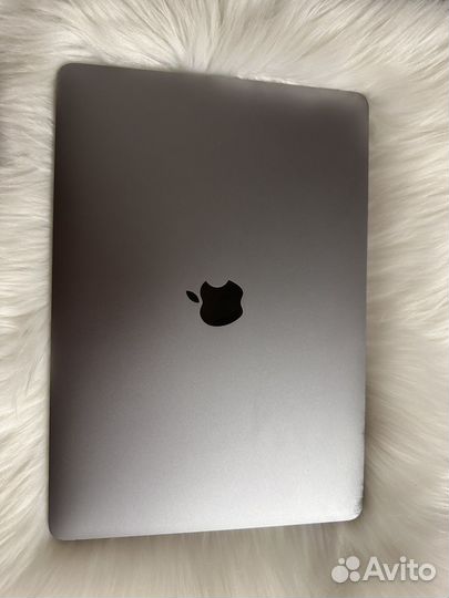 Apple MacBook air 13 2019