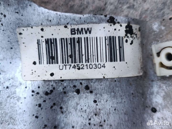 Тепловой экран моторного отсека BMW 5-ser G30