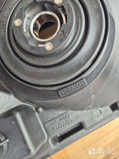 Фара правая Toyota land cruiser 100