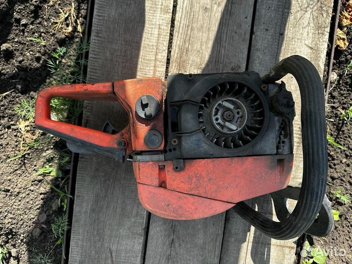 Бензопила хускварна