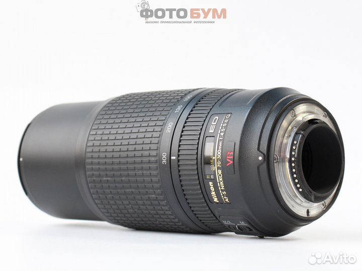 Объектив Nikon AF-S 70-300mm f4.5-5.6 G VR ED