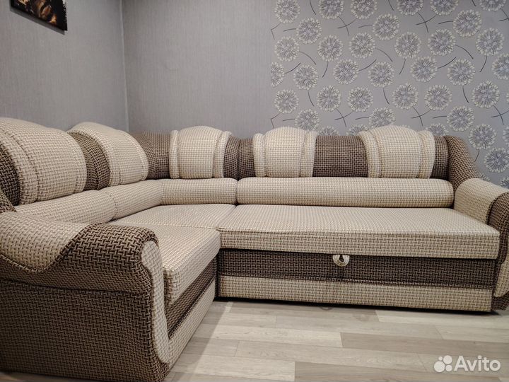 Угловой диван