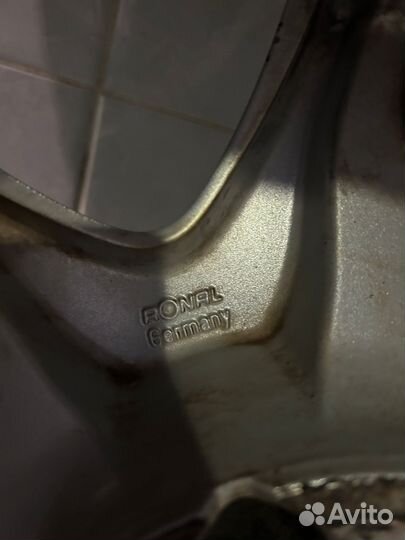 Toyo Observe Garit GIZ 215/55 R16 93Q