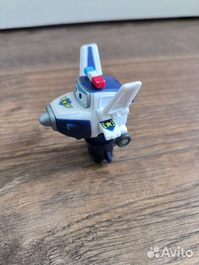 Супер Крылья Пол